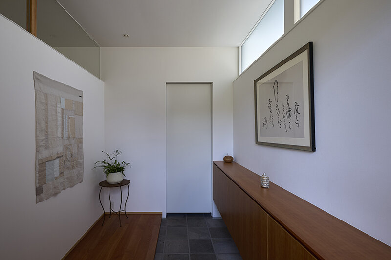 玄関から駐車場への動線